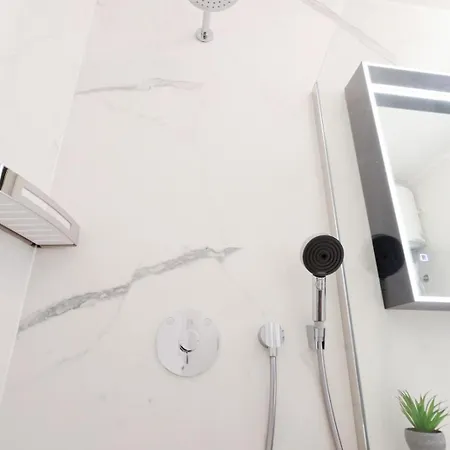Luxury Twin Slatina Apartment *